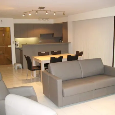 Apartment For 6 Guests In *