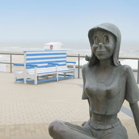 In Near The شقة ميدل كيرك